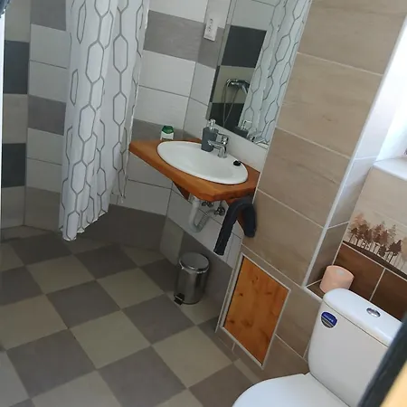 Toronyszoba Гостевой дом